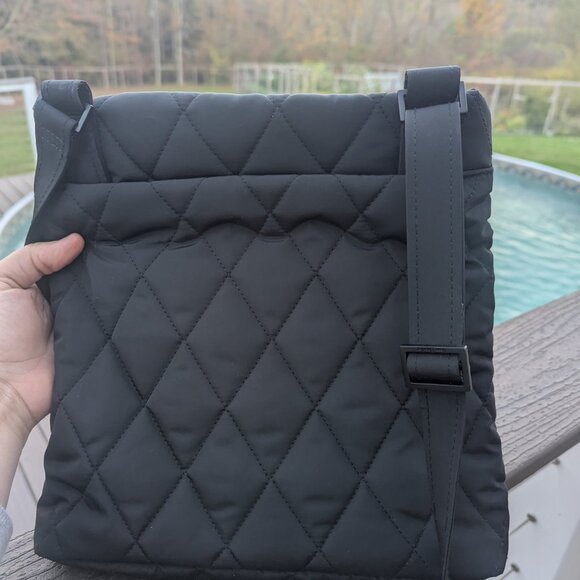 Vera Bradley- Black Ultra Light Hipster Purse with Shoulder Strap-Never Used - Picture 4 of 7